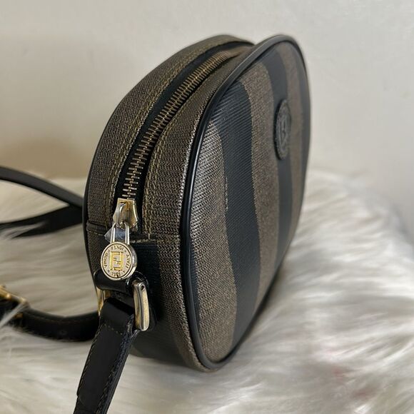 💯Authentic Fendi Pecan Crossbody Bag🍀 - Picture 3 of 17